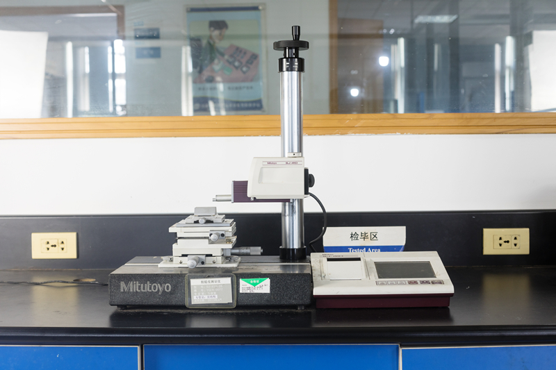 PRZYRZĄD DO POMIARU-Chropowatości-POWIERZCHNI